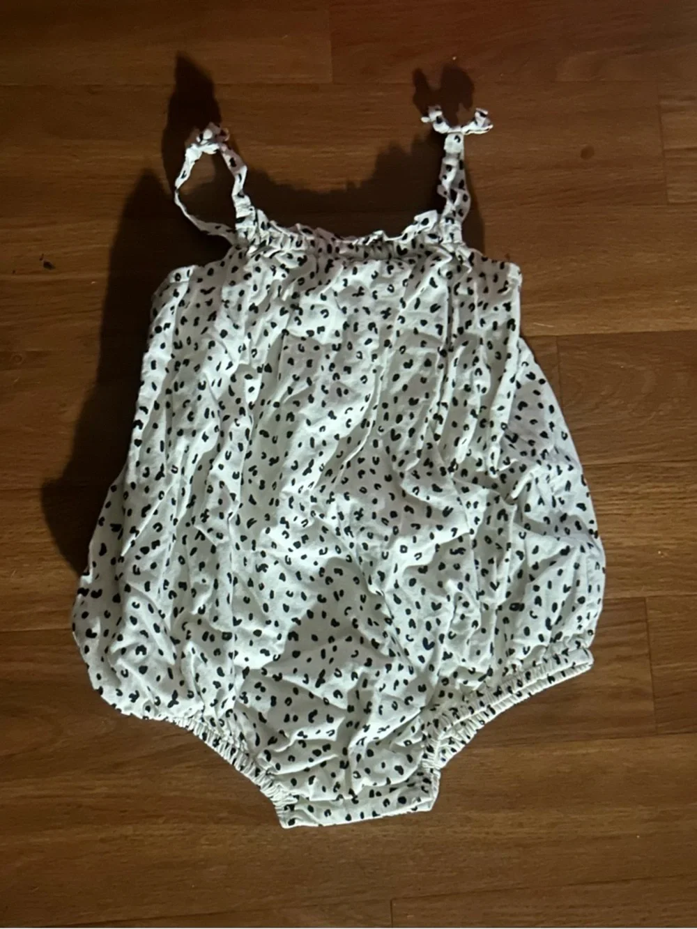 White Flintstones Pebbles style Bubble One-Piece Romper for Kids 6/12mo Haloween
